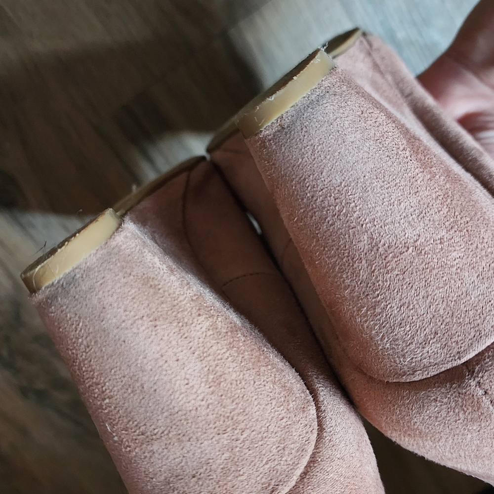 CL by Laundry Dusty Rose Suede Wedges - Picture 7 of 8